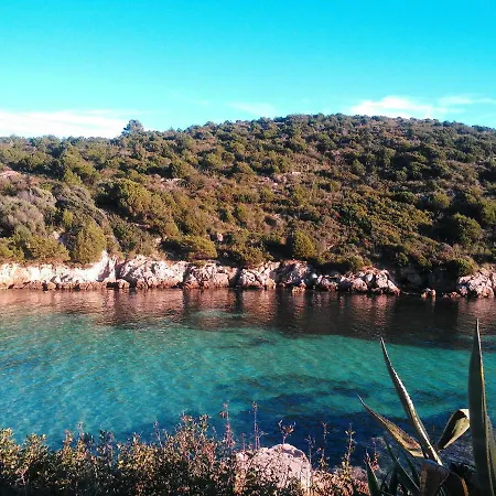 Holiday Via Gala Antonio Nyaraló Olbia
